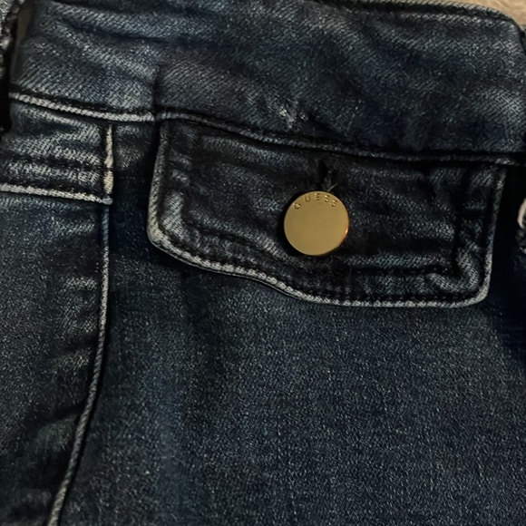 Guess jeans size 29 (8) no pockets in front only in back. In great shape! - Picture 5 of 7